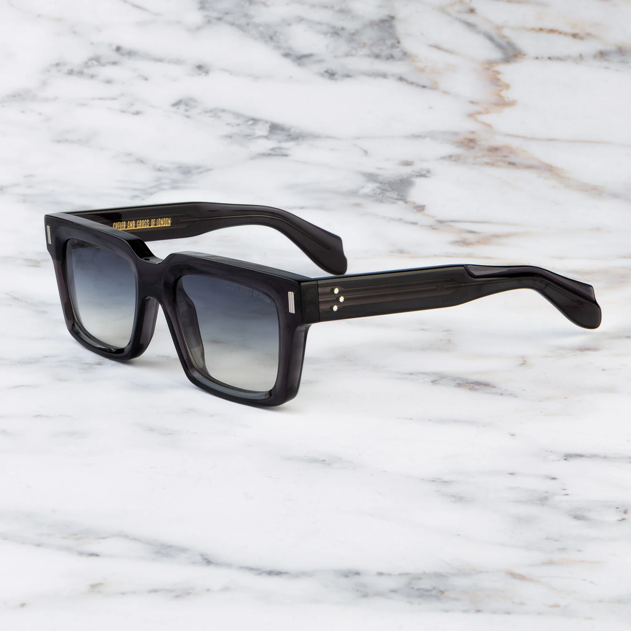 9386 Square Sunglasses - Image 2