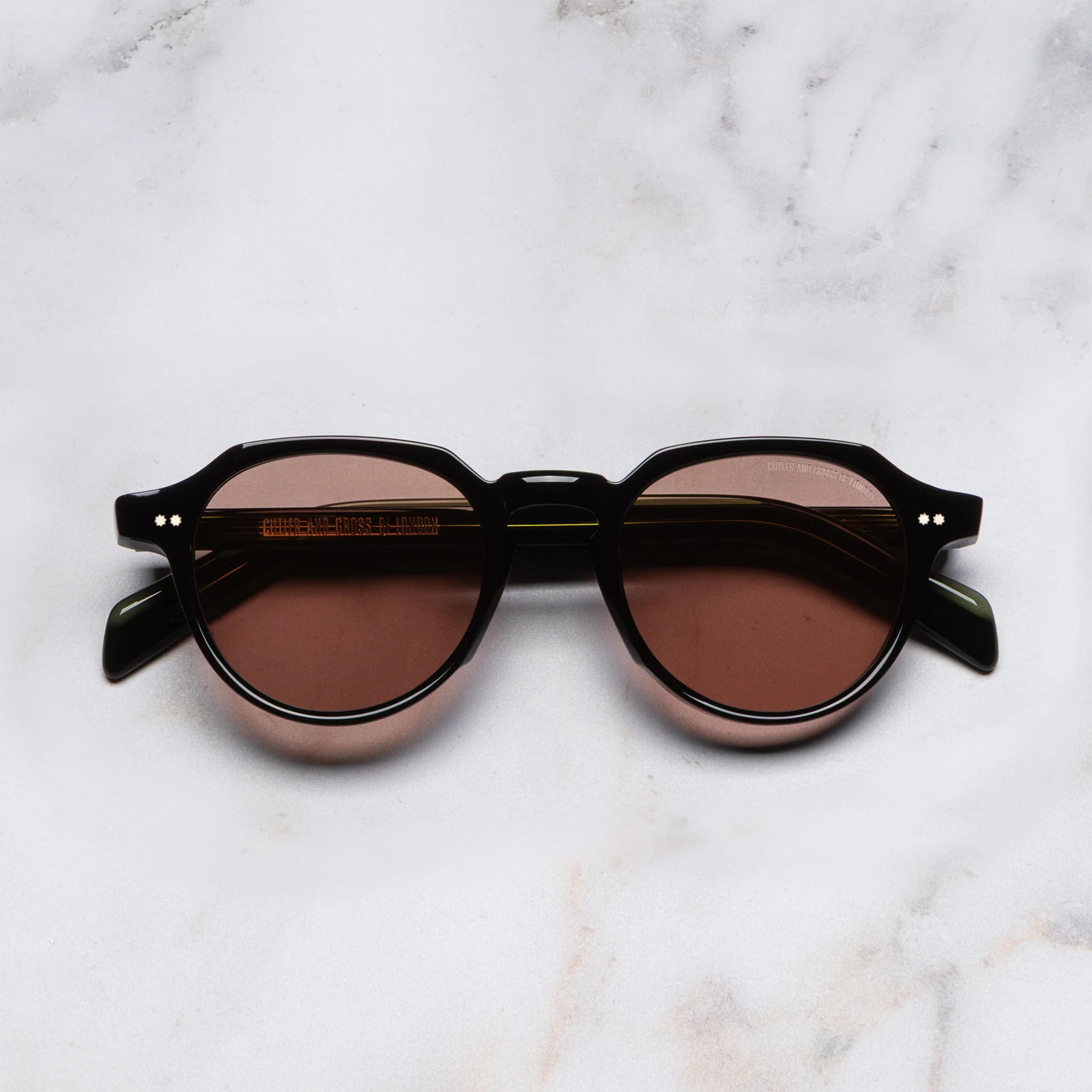 GR06 Round Sunglasses - Image 3