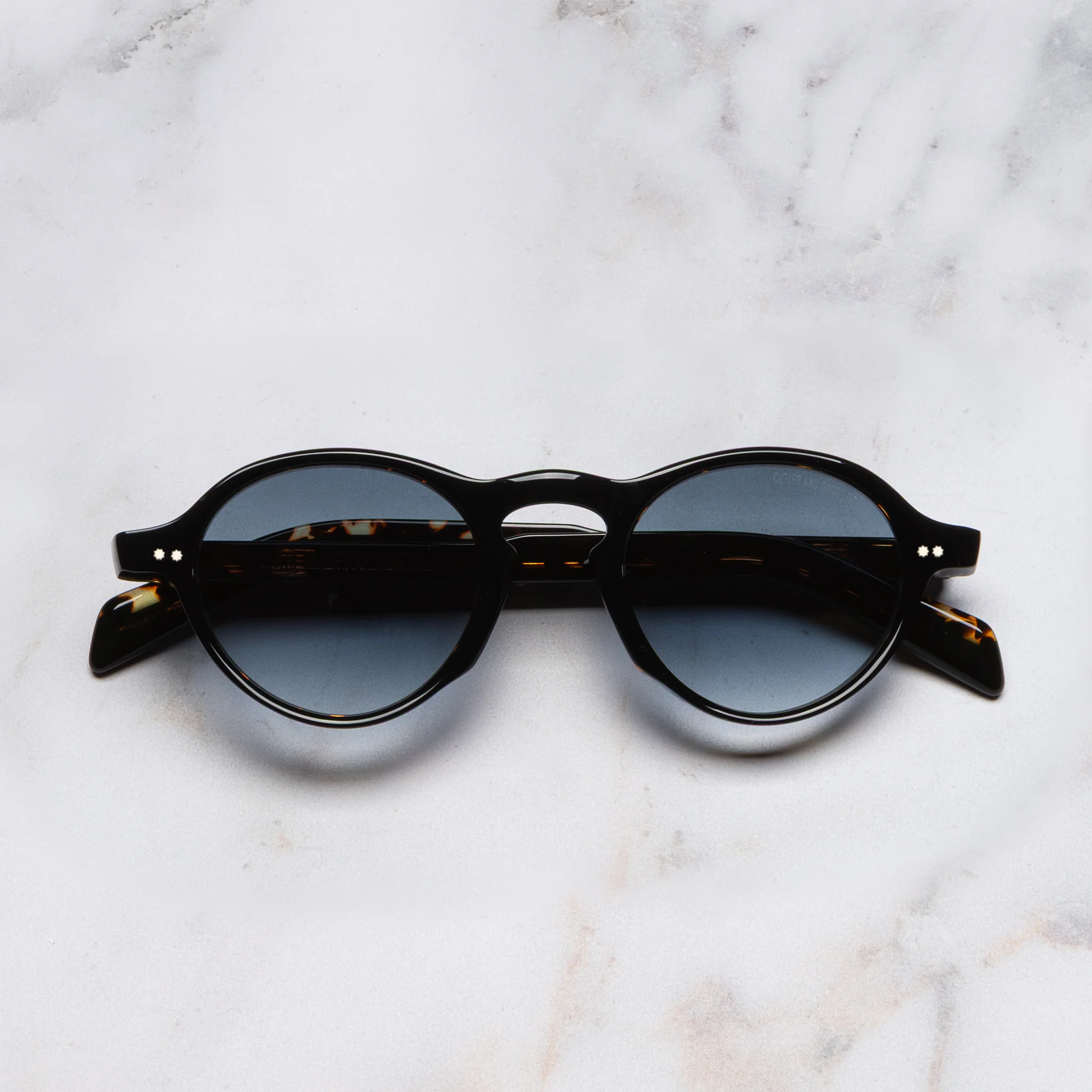 GR08 Round Sunglasses - Image 7