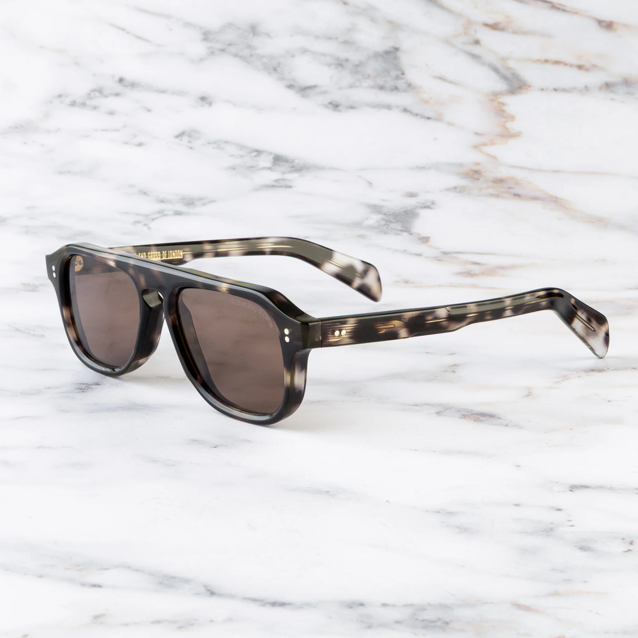 GR14 Aviator Polarised Sunglasses - Image 4