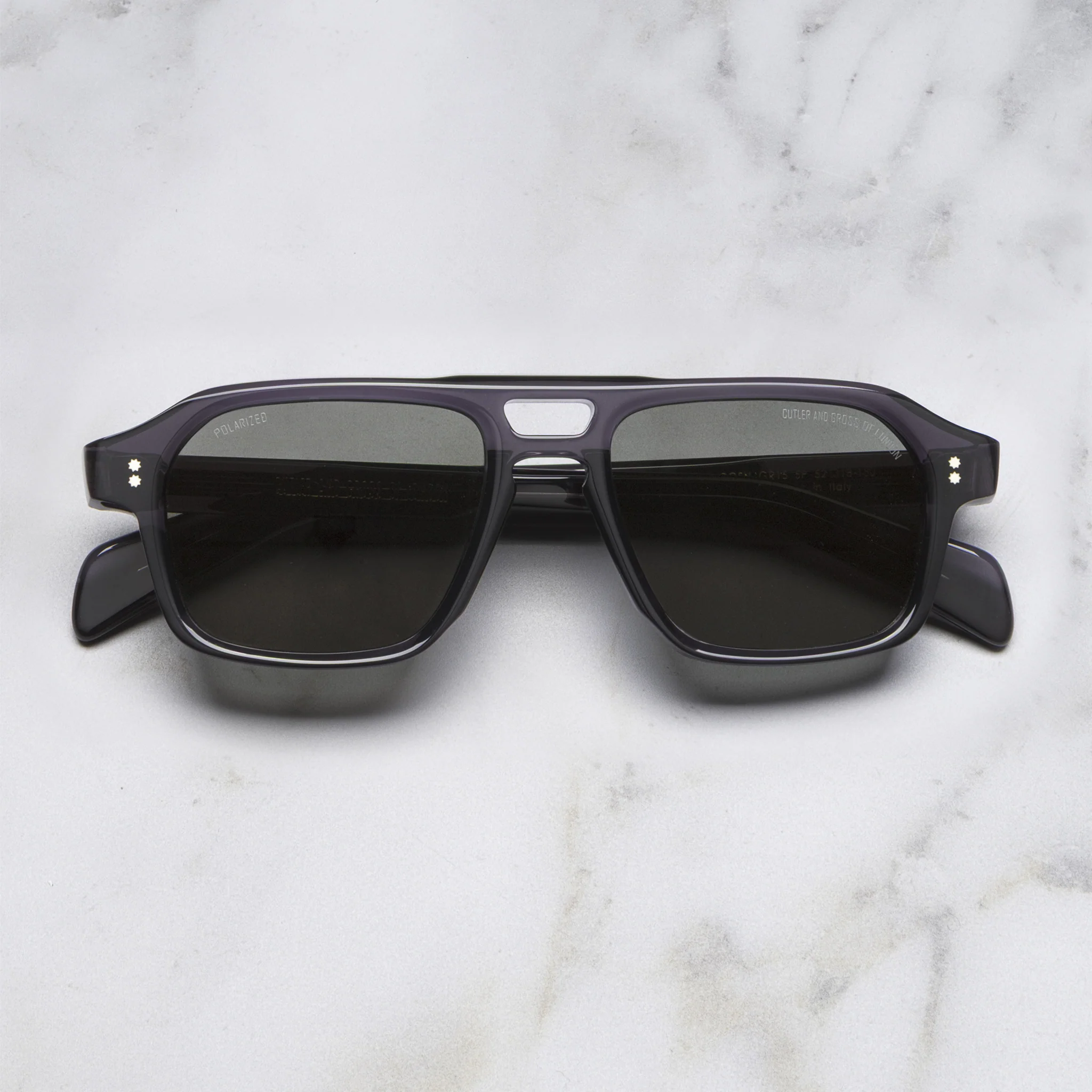 GR15 Aviator Polarised Sunglasses - Image 3